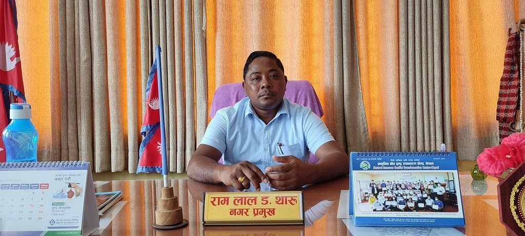 टीकापुरका नगर प्रमुख थारुले दिए राजीनामा