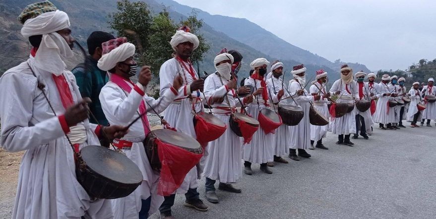 विवाहमा बज्ने दमाहा र जामा लोप हुँदै