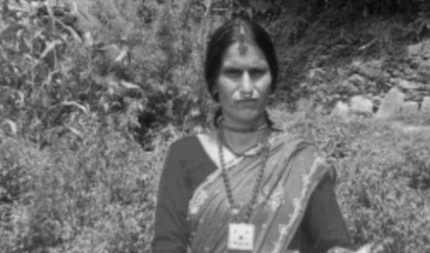 डोटीमा भीरबाट लडेर महिलाको मृत्यु