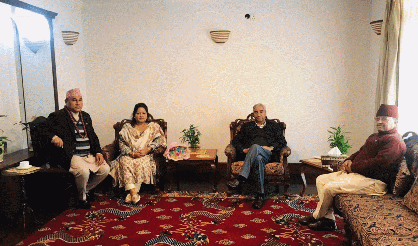 मुख्यमन्त्री काठमाण्डौँमा, काँग्रेस सभापतिसँग भेटवार्ता