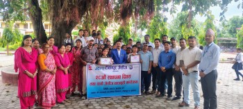 टीकापुर जेसिजको स्थापना दिवसमा छात्रवृत्ति वितरण