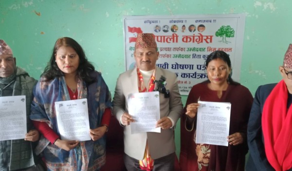 कैलाली– ३ का काँग्रेस उम्मेदवार बडुवालले सार्वजनिक गरे घोषणापत्र