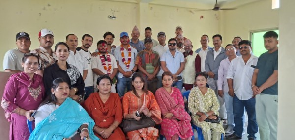 महासंघका केन्द्रिय सदस्य खड्कालाई संघको सम्मान
