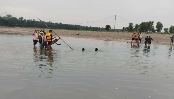 खुटिया खोलामा वेपत्ता चारै युवा मृत फेला