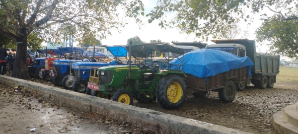 अवैध उत्खनन गरेको भन्दै २२ सवारी साधन प्रहरीको नियन्त्रणमा