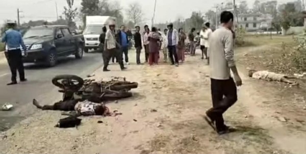 जिप र मोटरसाइकल ठोक्किँदा दुईको मृत्यु