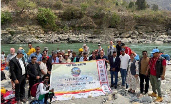 सेती टु टीकापुरः दिपायलबाट जलयात्रा महोत्सव शुरु