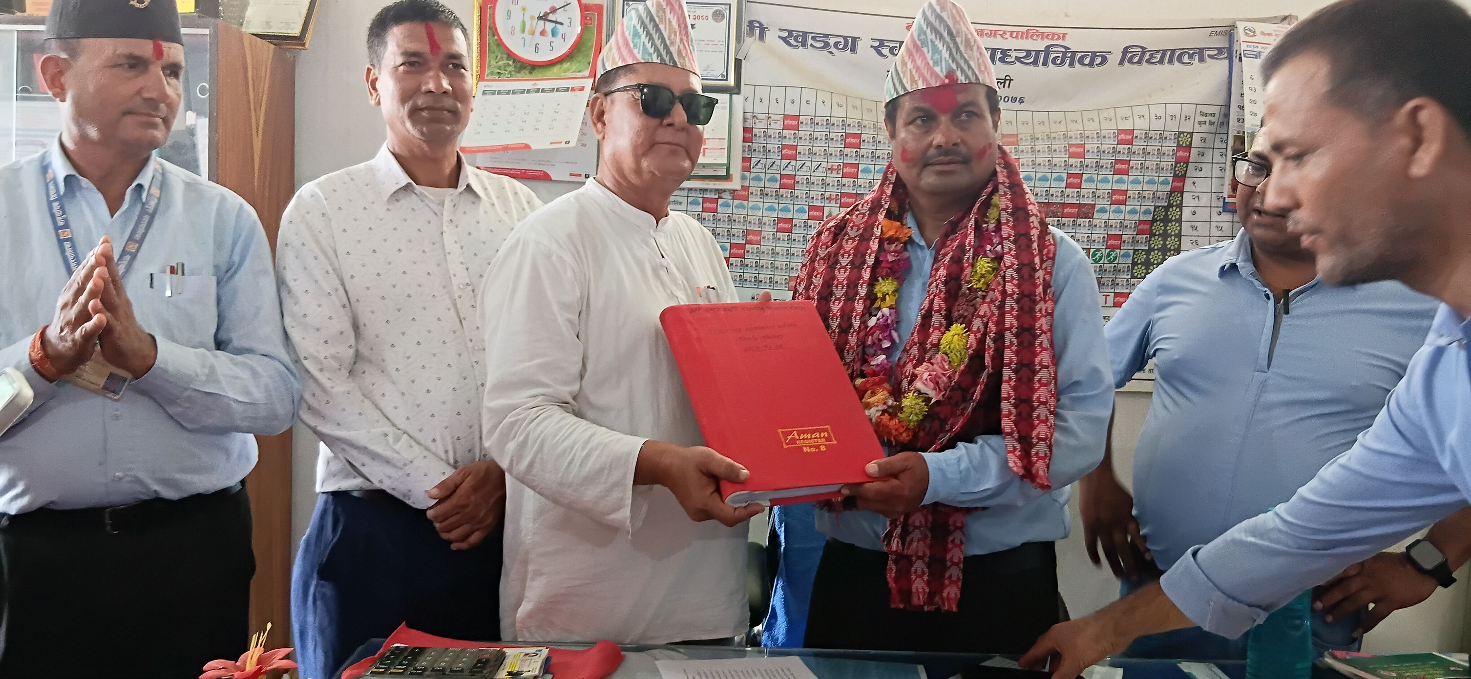 खड्ग स्मृति माविको प्रधानाध्यापकमा ओझा