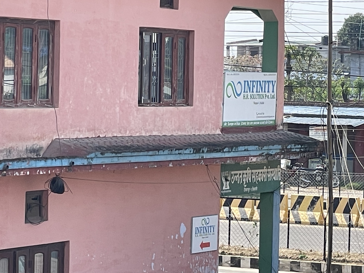 वैदेशिक रोजगारीका नाममा ठगिदै युवा 