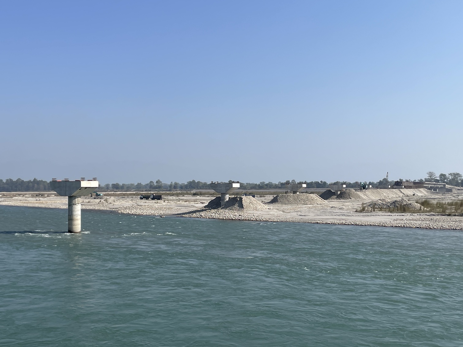 सनकट्टीघाटमा पुल निर्माणको काम तिब्र, समय अगावै सक्ने लक्ष्य